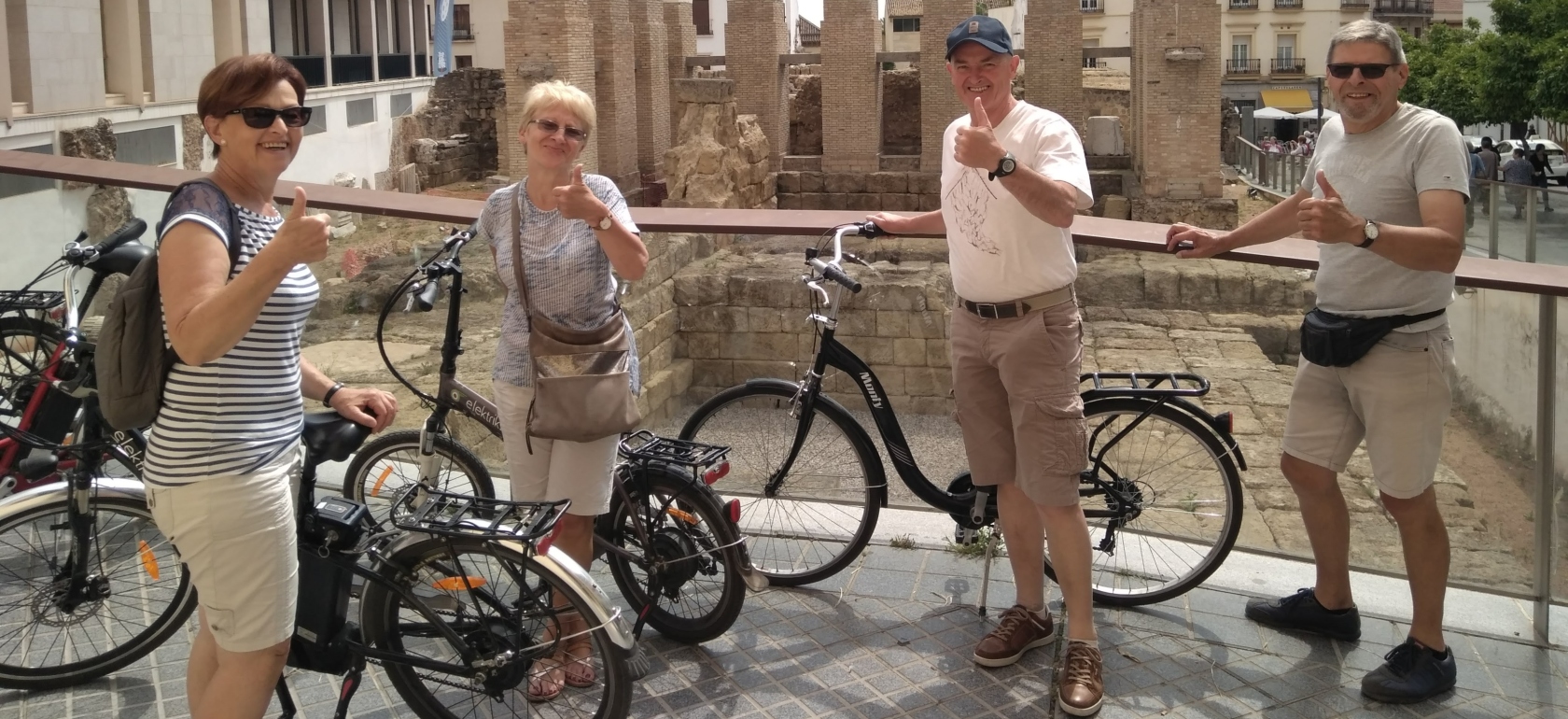 /andalusia/Classificaties/cordoba/cordoba-bike-tour/Cordoba bike tour header-1532367297.jpg Córdoba Highlight Bike Tour
